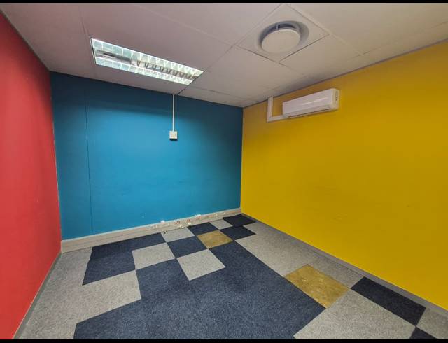 304M² OFFICE TO LET IN SANDTON CENTRAL